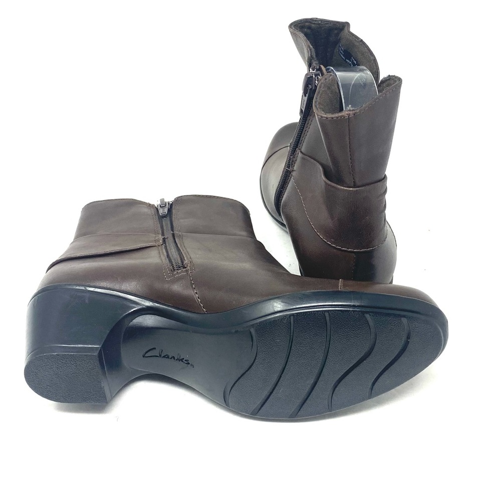 Clarks Boots - Picture 3 of 7